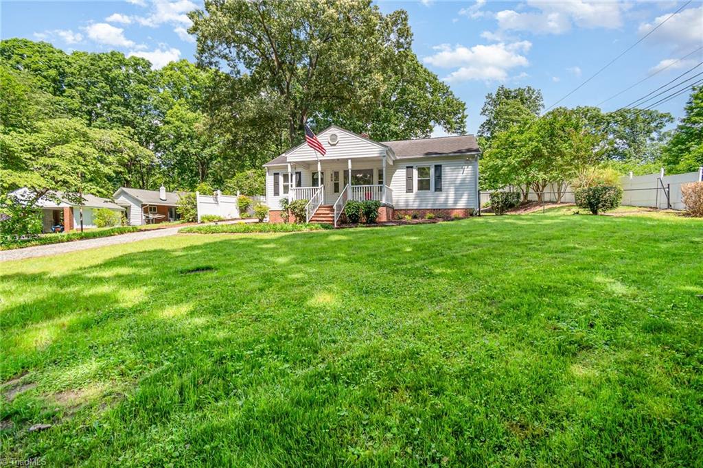 208 Rockspring Drive, Thomasville, North Carolina image 3