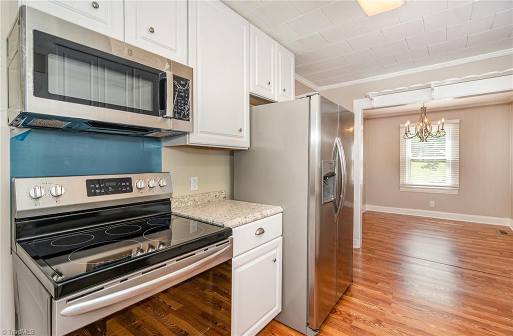 208 Rockspring Drive, Thomasville, North Carolina image 12