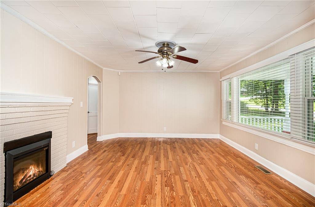 208 Rockspring Drive, Thomasville, North Carolina image 8
