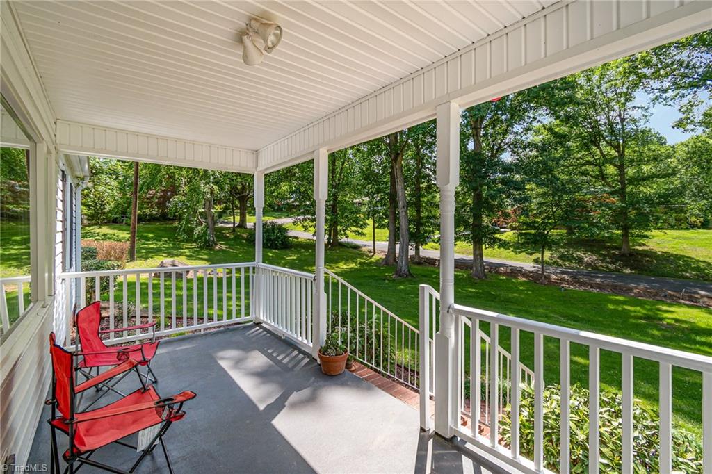 208 Rockspring Drive, Thomasville, North Carolina image 5