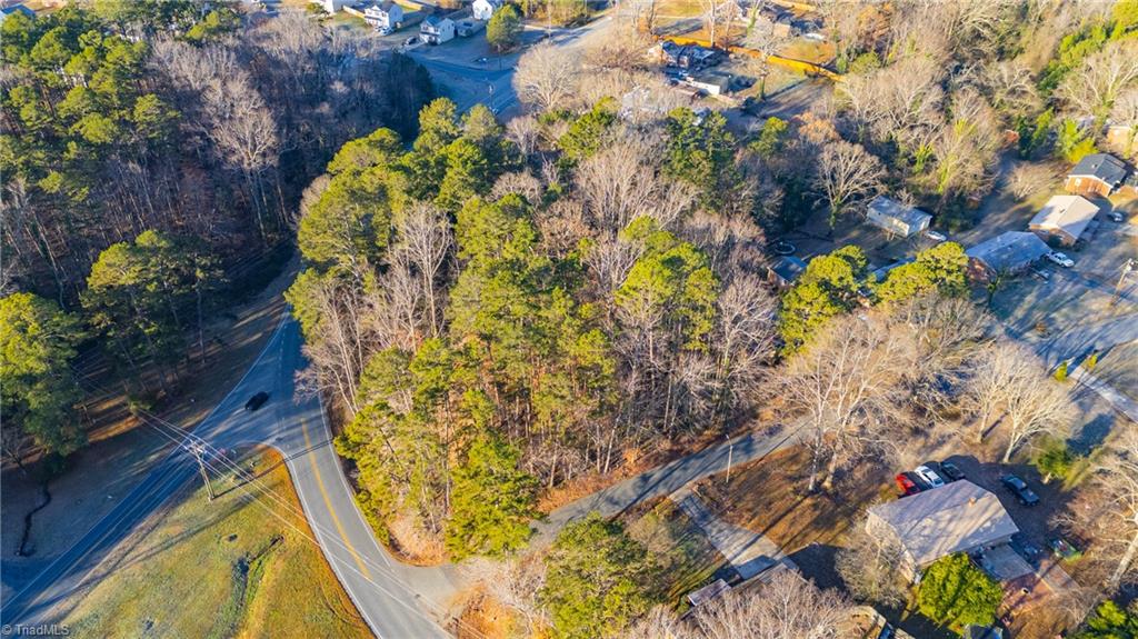 825 831 905 Central Falls Road, Asheboro, North Carolina image 4