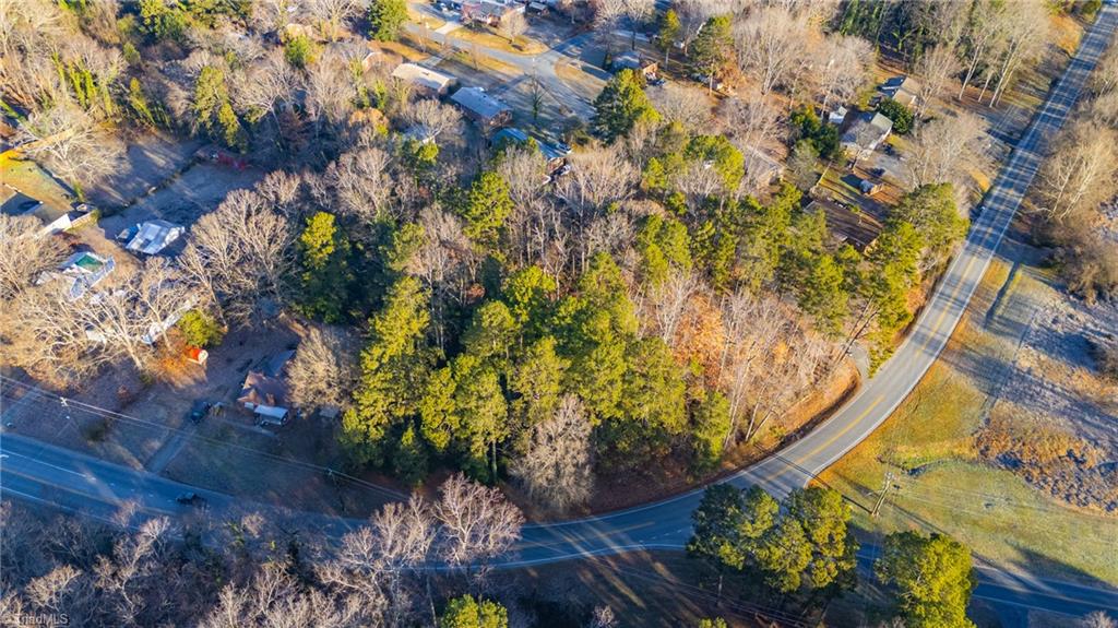 825 831 905 Central Falls Road, Asheboro, North Carolina image 7