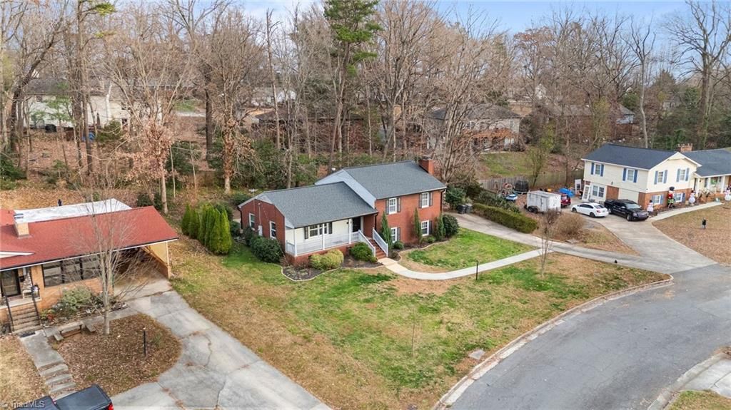 Photo of 929 Walton Court, Asheboro, NC 27203 (MLS # 1203678)