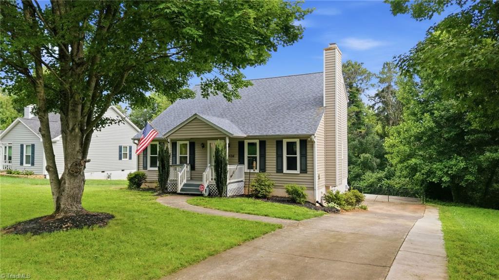Photo of 5536 Moravian Heights Lane, Clemmons, NC 27012 (MLS # 1229517)