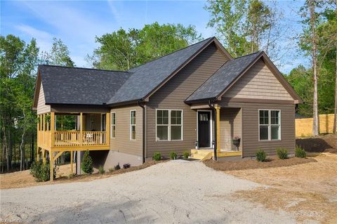 140 Calvin Street High Point NC 27262