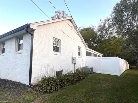 A home in Mount Airy