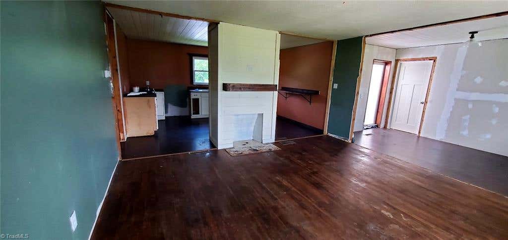 Photo of 2185 Flat Rock Road, Pinnacle, NC 27043 (MLS # 1230476)