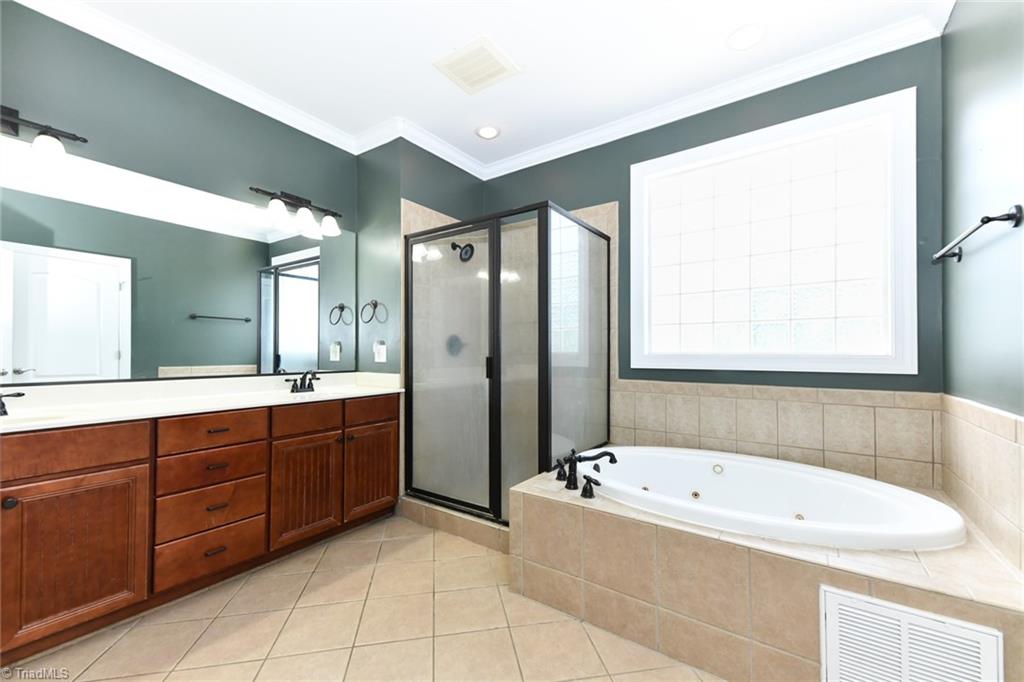 5806 Mabe Drive, Oak Ridge, North Carolina image 20