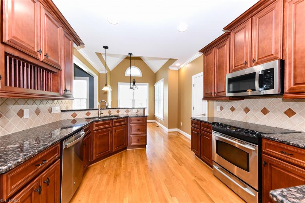 5806 Mabe Drive, Oak Ridge, North Carolina image 8