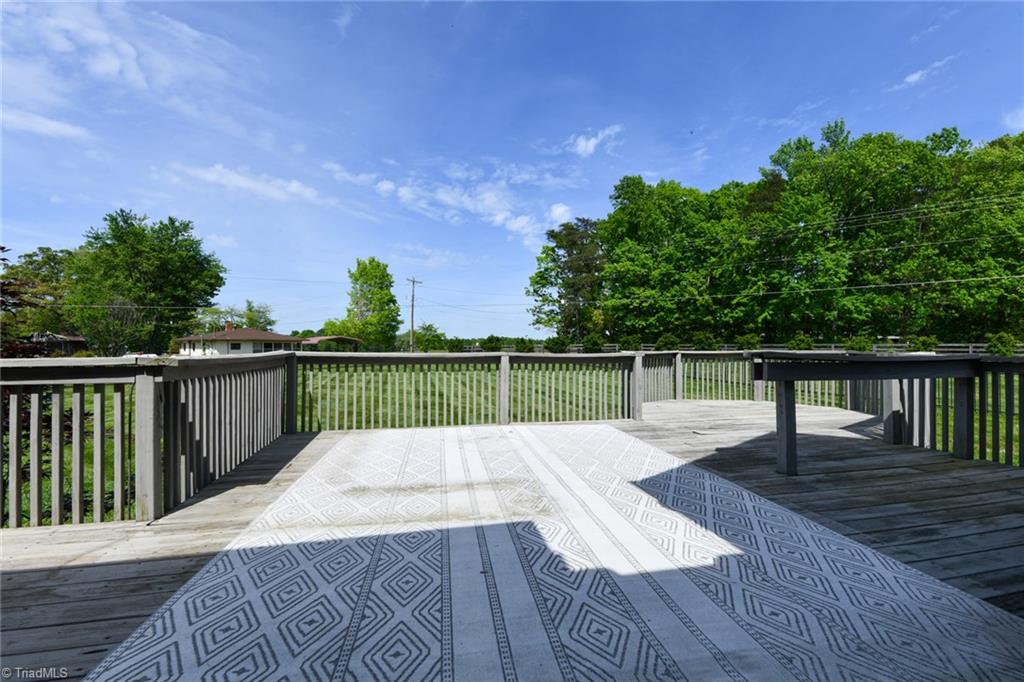 5806 Mabe Drive, Oak Ridge, North Carolina image 33
