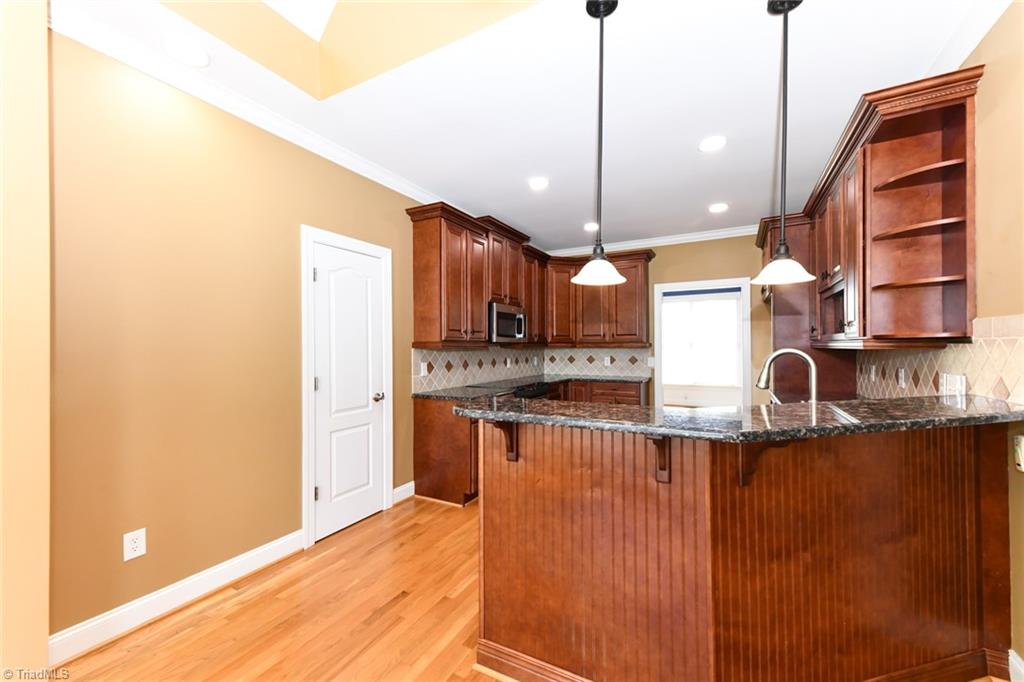 5806 Mabe Drive, Oak Ridge, North Carolina image 6