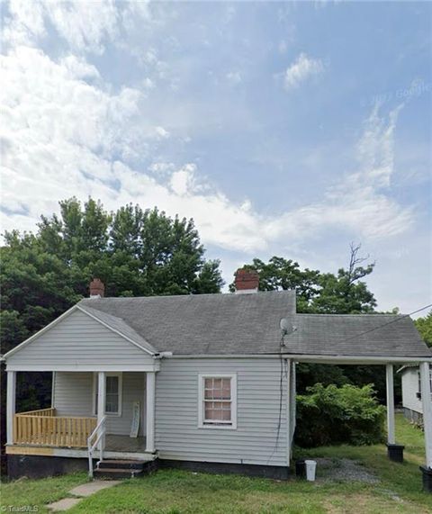 Homes For Sale - 117 Ridge Street<br/> Rockingham County, Reidsville, NC 27320