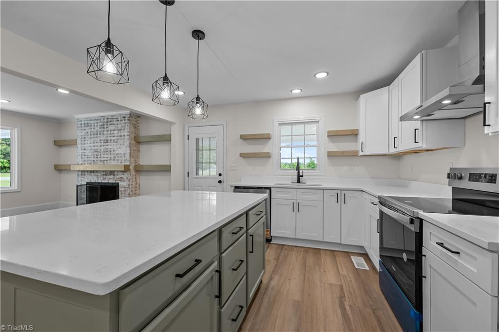 6006 Jeannine Drive, Lewisville, North Carolina image 17