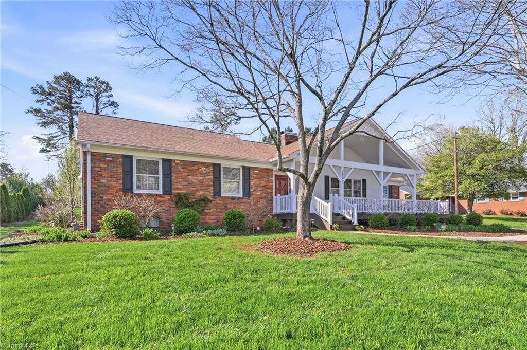 Photo of 2832 Monticello Drive, Winston-Salem, NC 27106 (MLS # 1212395)