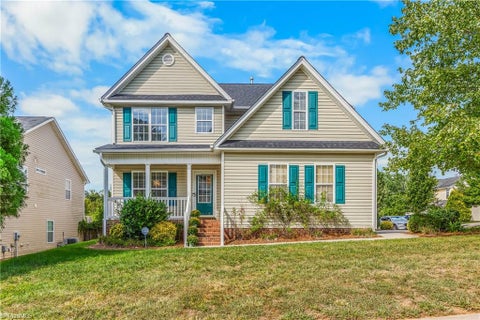 Homes For Sale - 4107 Laurel Creek Drive<br/> Guilford County, Greensboro, NC 27405