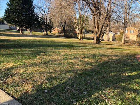 A home in Mount Airy