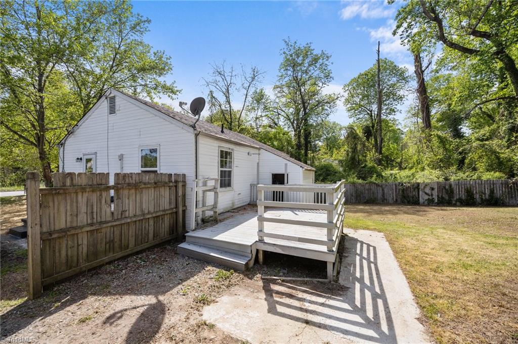 1702 J Avenue, Greensboro, North Carolina image 18