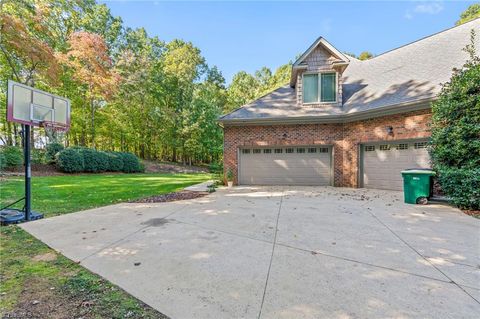 A home in Pfafftown