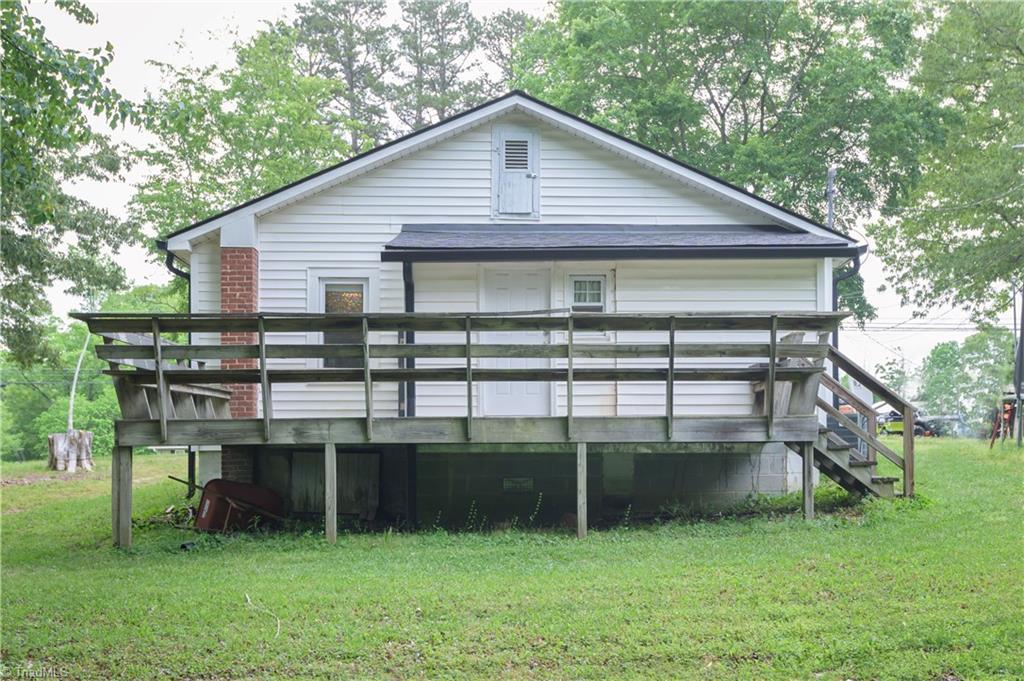 302 Boggs Road