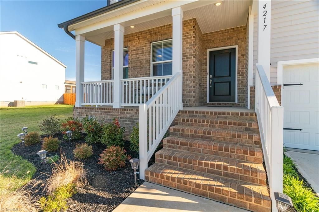 Photo of 4217 Barrow Farm Road, Kernersville, NC 27284 (MLS # 1212819)