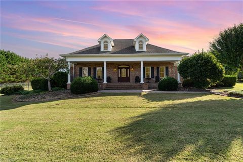 Homes For Sale - 4261 Nc Highway 49<br/> Randolph County, Asheboro, NC 27205