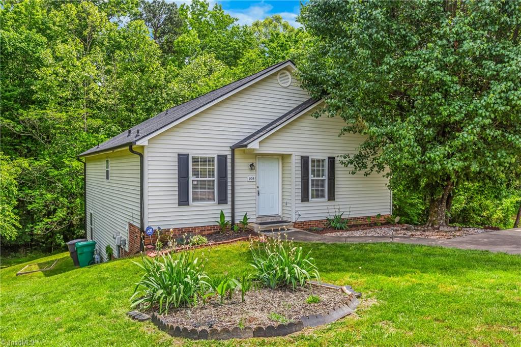 908 James Road, High Point, North Carolina image 4