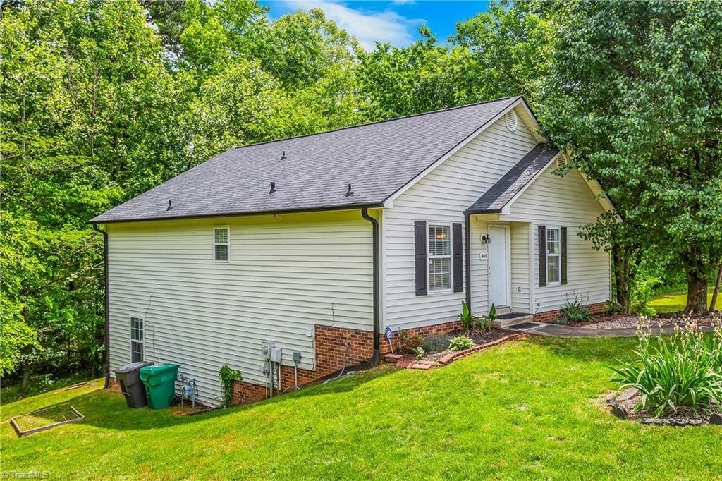 908 James Road, High Point, North Carolina image 2