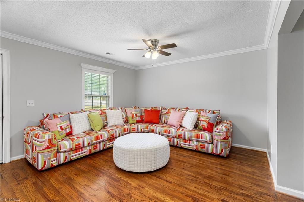 908 James Road, High Point, North Carolina image 9