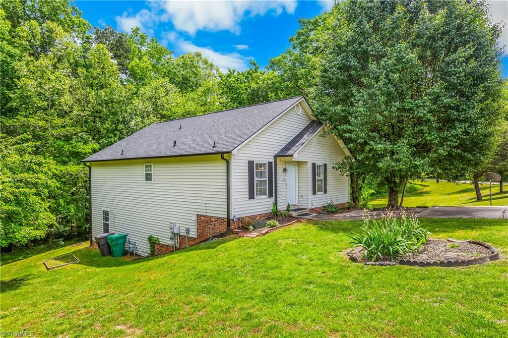 908 James Road, High Point, North Carolina image 3