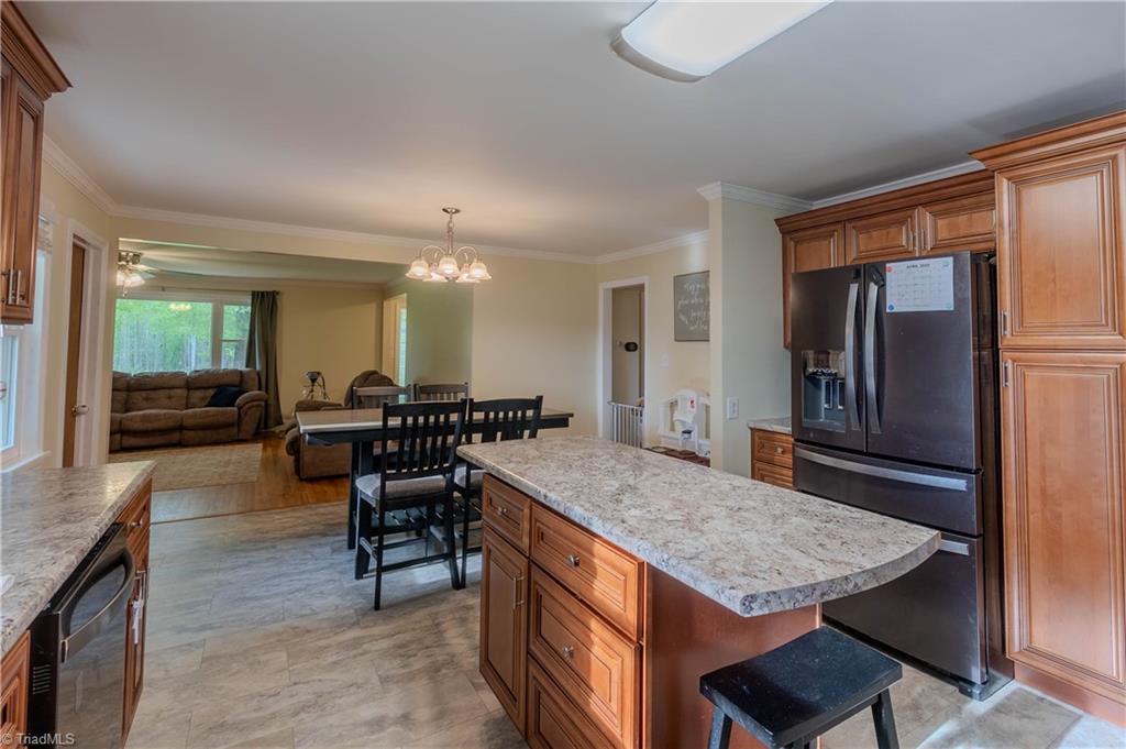 5446 Siloam Road, Siloam, North Carolina image 11