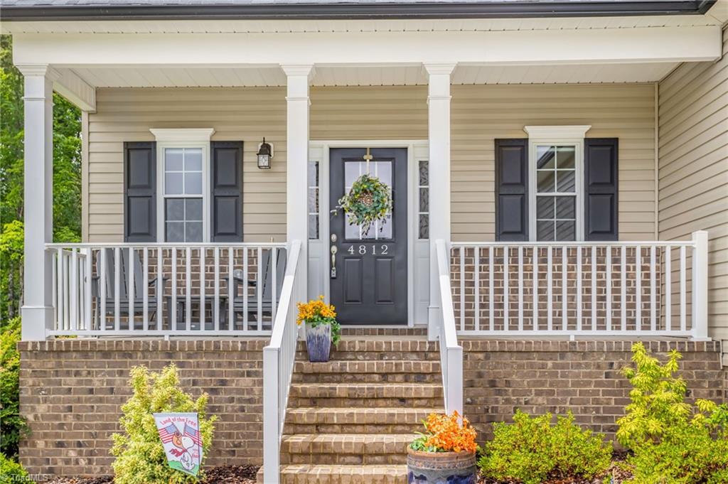 4812 Lord Andrews Place