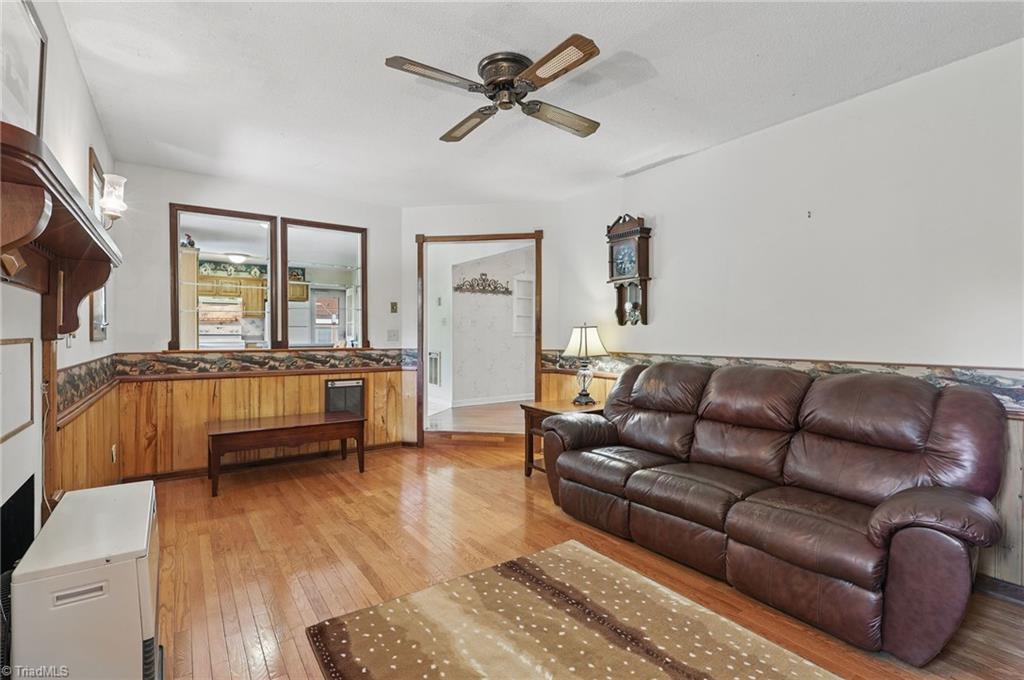 137 Clint Lewis Road, Boone, North Carolina image 27