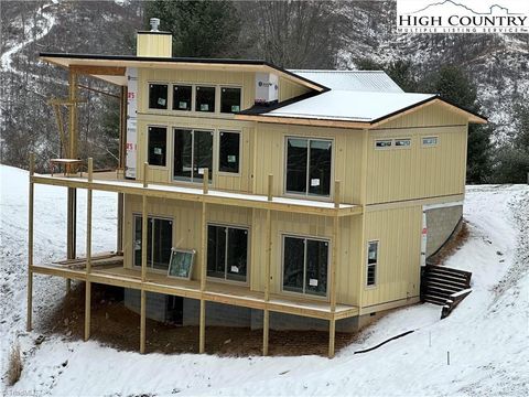 19 Cozy Cabins Circle Piney Creek NC 28663