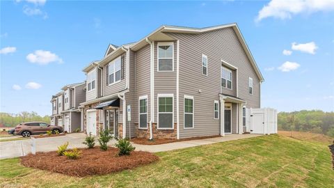 A home in Kernersville