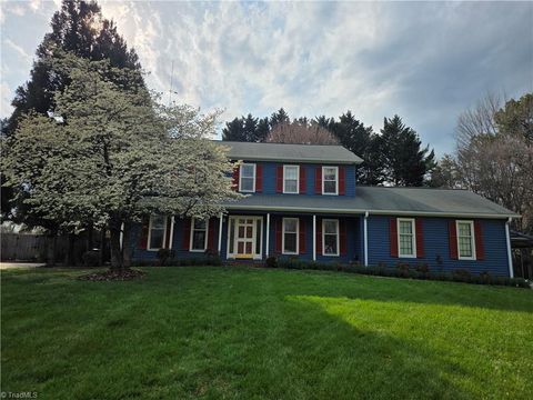 Homes For Sale - 1309 Linview Drive<br/> Kernersville, NC 27284