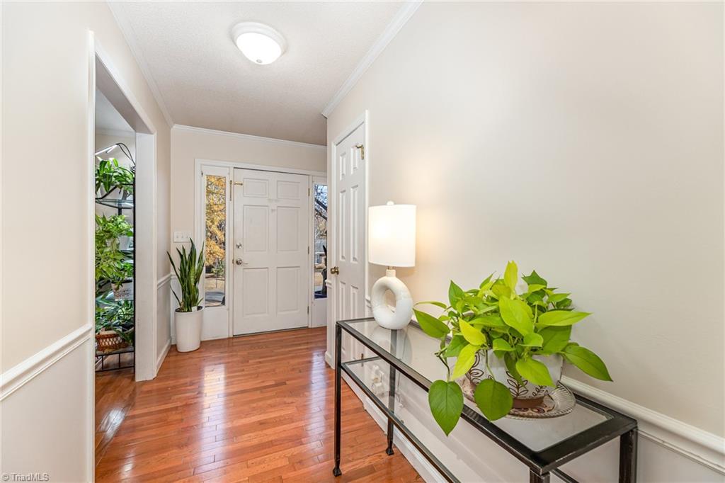 300 Gloucestershire Road