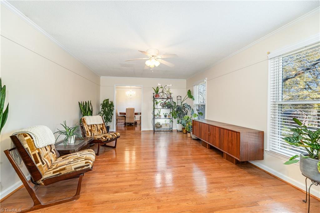 300 Gloucestershire Road