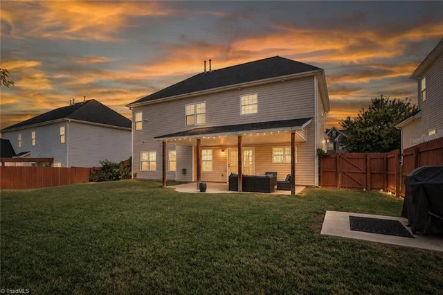 750 Cannonade Drive, photo 2 of 50
