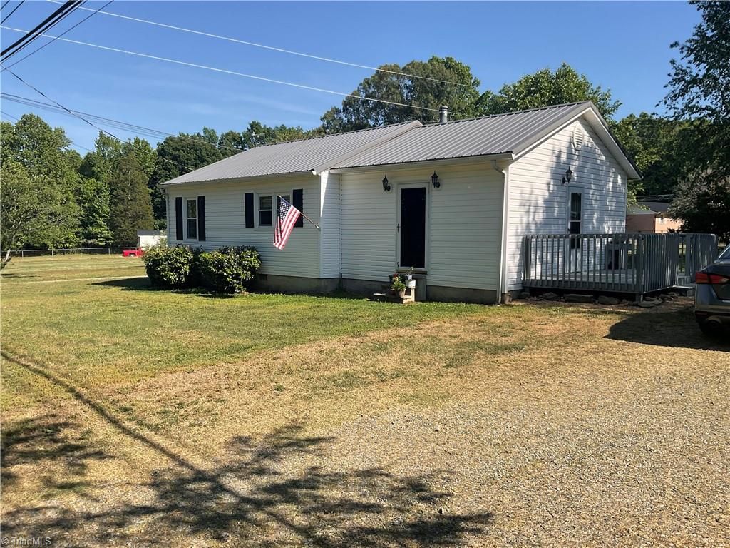 Photo of 2190 Sullivan Road, Thomasville, NC 27360 (MLS # 1218579)