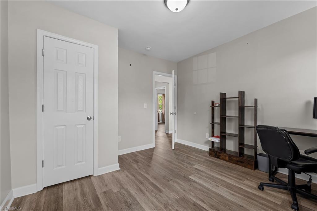 1005 Hern Avenue, Greensboro, North Carolina image 13
