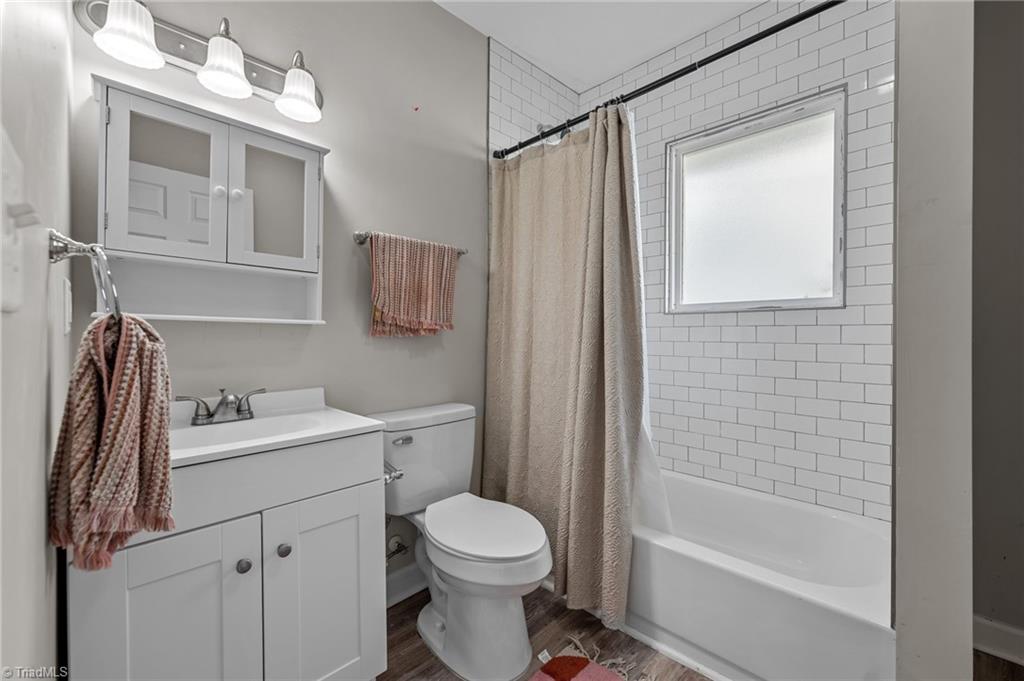 1005 Hern Avenue, Greensboro, North Carolina image 11
