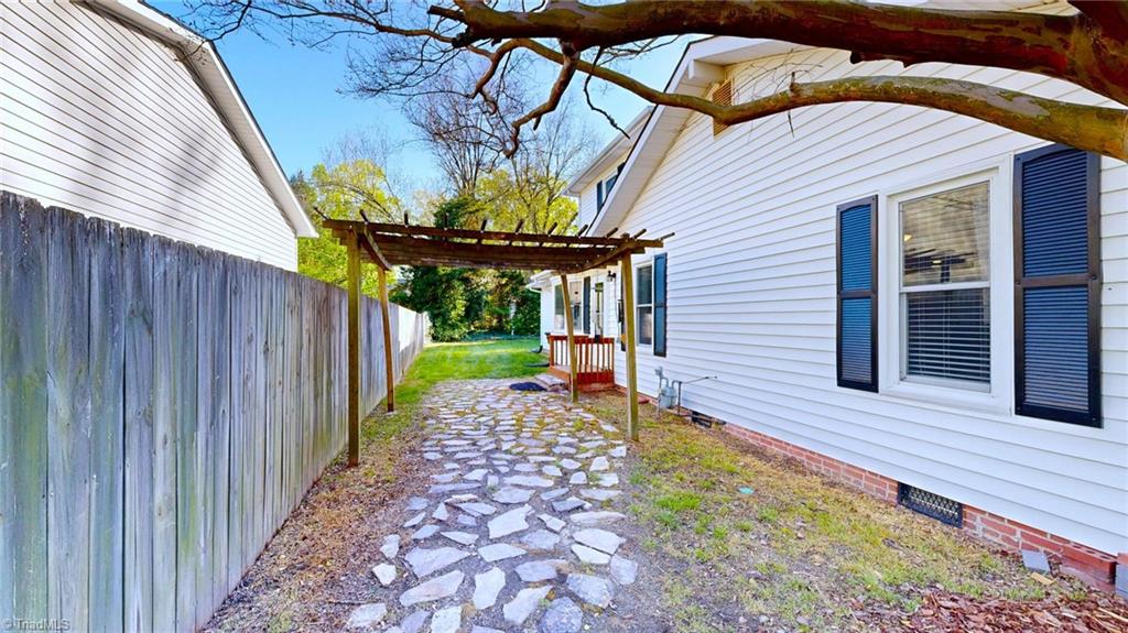 905 Old Winston Road, High Point, North Carolina image 5