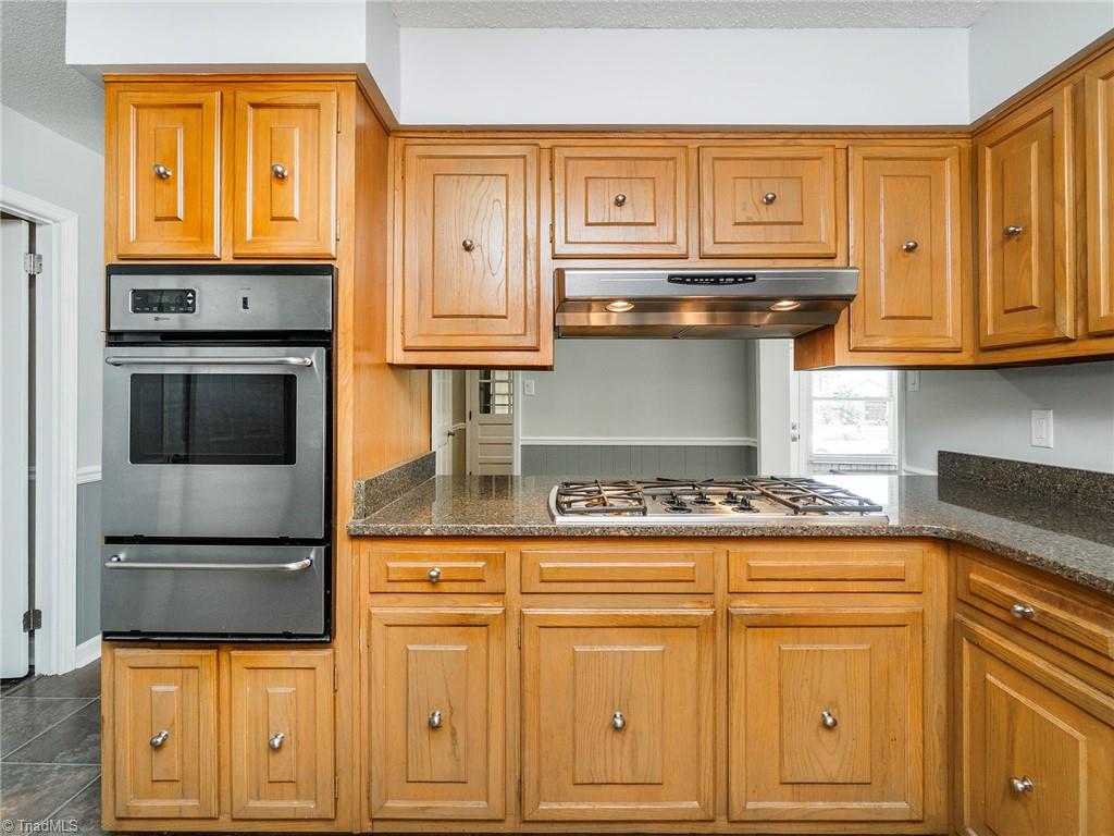 223 Shadowbrook Drive, Burlington, North Carolina image 12