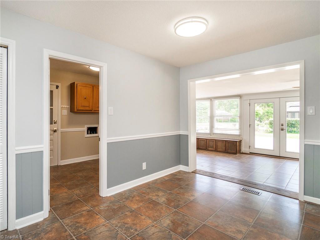223 Shadowbrook Drive, Burlington, North Carolina image 16