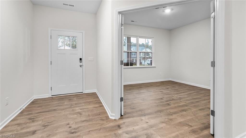 125 W Holly Oak Way