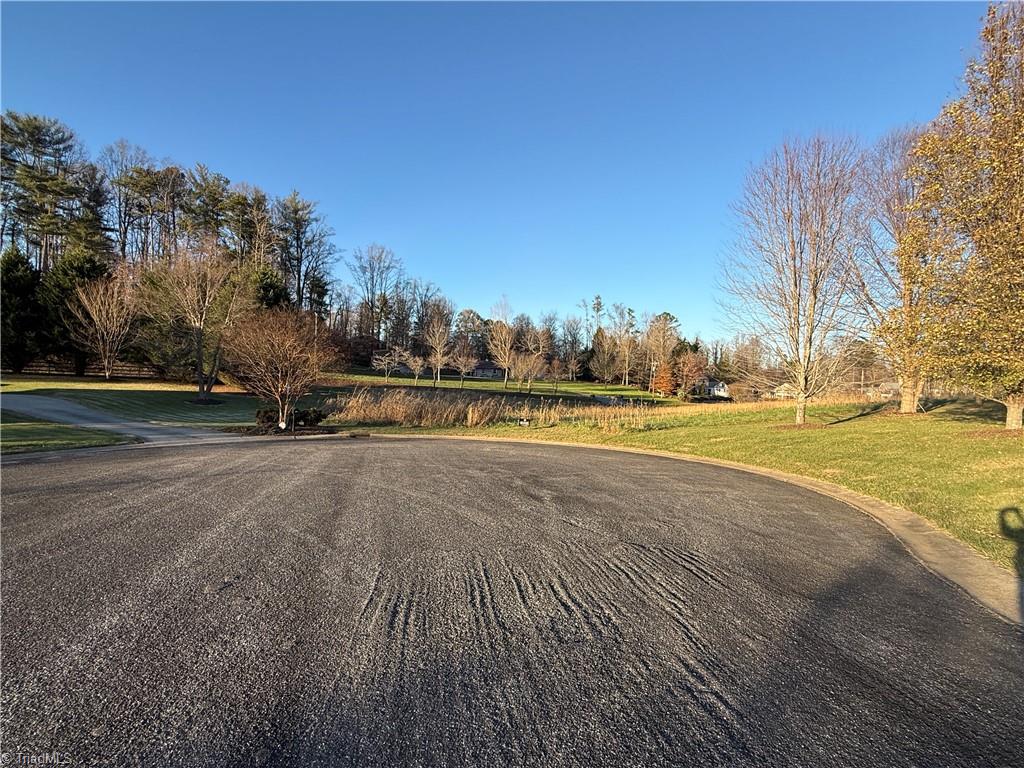 000 N Gable View Drive, Wilkesboro, North Carolina image 2