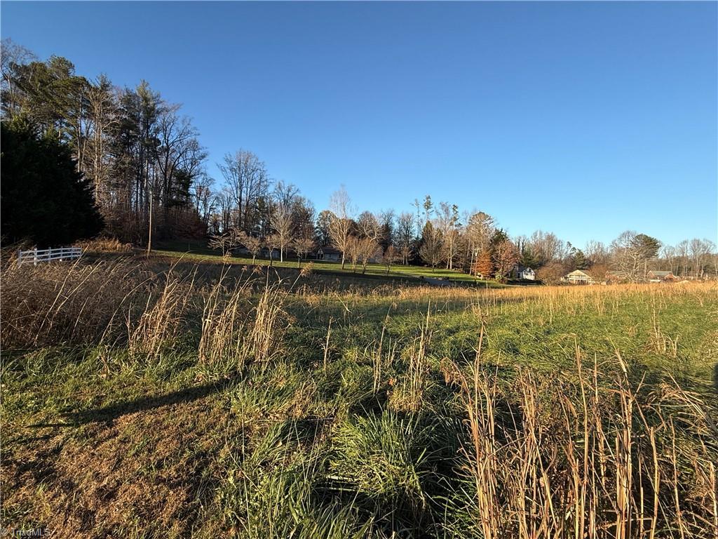 000 N Gable View Drive, Wilkesboro, North Carolina image 1