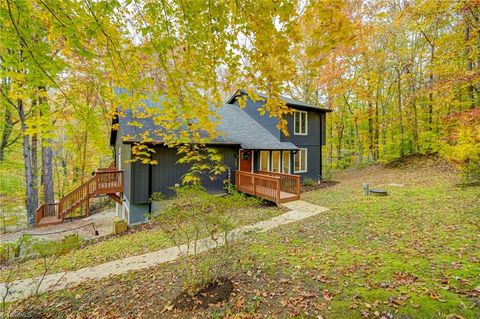 8087 Deverow Court Lewisville NC 27023