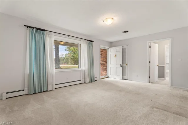 3323 Rockford Road, photo 5 of 50
