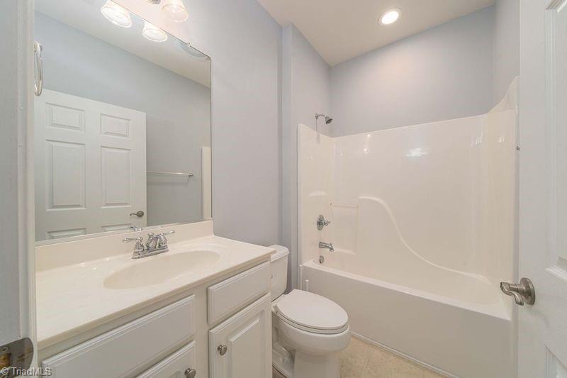 5306 Forester Drive, High Point, North Carolina image 17
